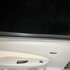 ♦︎LA100S ムーヴ 左後ドア♦︎の画像