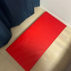 IKEA PLUFSIG 折りたたみ式ジムマットの画像