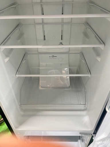 【安心の3ヶ月保障】‼️大阪市内送料無料
★美品 ★東芝 153L スタイリッシュなデザイン!! 耐熱100℃テーブルボード 冷蔵庫