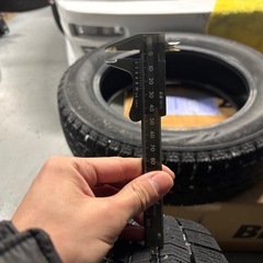 ブリザックVRX スタッドレスタイヤ 14インチ 155/65R14の画像