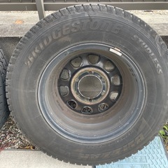 スタッドレスタイヤ　195/80r/15 ブリザックVL1　2021年製造の画像