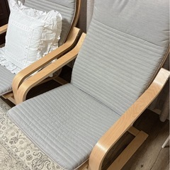 IKEA イケア POANG ポエング パーソナルチェア ライトグレー 二脚の画像