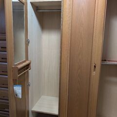 いわゆる昔の婚礼家具ですの画像