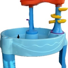 コストコ　ウォーターテーブル　水遊びやプレイテーブルに。の画像