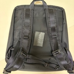 【新品】ELLE  リュックサック　ブラック　黒の画像