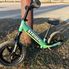 ストライダー　グリーン　緑の画像