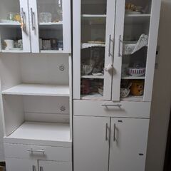 食器棚2つセットでの画像