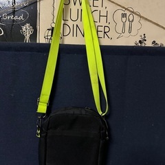 ショルダーバッグの画像