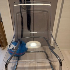 IKEA 　クリアチェア　韓国風　可愛い　インテリアの画像