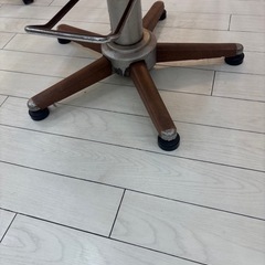 カットチェアーの画像