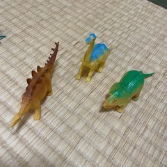 【無料】恐竜フィギュア