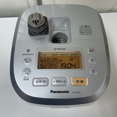 R524 ☀️ Panasonic スチームIH炊飯ジャー 5.5合炊き SR-SB102 ⭐ 動作確認済 ⭐ クリーニング済の画像