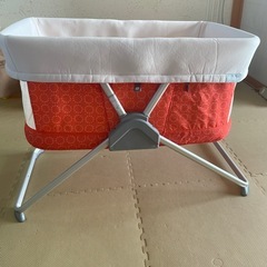 ベビーベッド　バスケットの画像