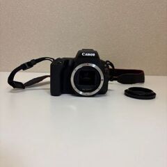 Canon EOS Kiss X9 ダブルズームキット+三脚セット　中古品の画像