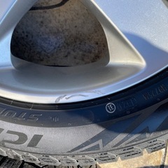 ★新品★ピレリスタッドレスVolvo V70III純正17inホイール付の画像