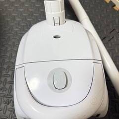 掃除機 2022年製 PortTech EAC-CP001紙パック式 掃除機 白 キャニスター型 の画像