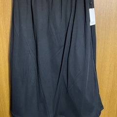 新品未使用 ティアード ブラック ロングスカートの画像