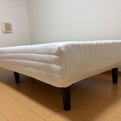 脚付マットレス シングルサイズの画像