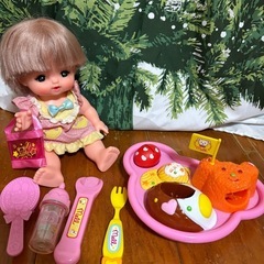 メルちゃん人形＆キッズプレートのセットの画像