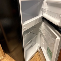 2022年製小型冷蔵庫の画像