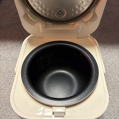 炊飯器（haier）の画像