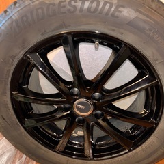 30系アルファード　スタッドレスタイヤ4本セットV3 225/60R17の画像