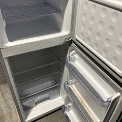 《お値下げ価格📣》(運搬費込)(即日、深夜OK)SHARP 2014年製 118ℓ  シンプル‼️SJ-H12Y-Sの画像