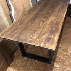 新品 無垢材を使ったヴィンテージ調ダイニングテーブル 180cm×84cm 近場配送無料の画像
