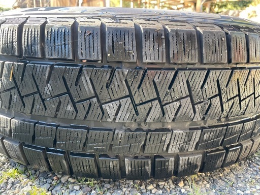 235/60R18　アウディQ5 18インチ ホイールセット　ピレリ　スタッドレスタイヤ