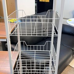 キャスター付き5段ラック バスケット付き マルチラック オープンシェルフ キッチンラック ナチュラル×ホワイト 白 横幅90.5cm奥行30cm高さ130cm★買取帝国 志木店の画像