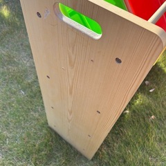 カラフルケースおもちゃラックの画像