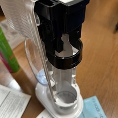 ソーダストリーム GAIA(ガイア) スターターキット ホワイト｜ マシン本体 60Lガス1本 ボトル1本 (1.0L) のセット の画像