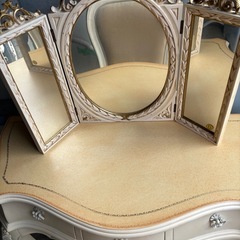 アンティークドレッサー　イタリア製三面鏡の画像