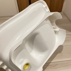 【アカチャンホンポ】沐浴用ベビーバス　プラスチック製の画像