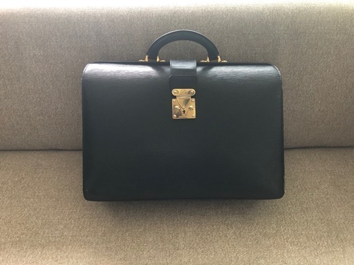 Louis Vuitton ルイ・ヴィトン エピ ブリーフケース ビジネスバッグ ブラック