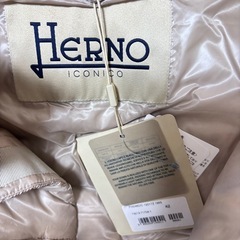 HERNO ヘルノ レディース SOFIA ダウンジャケット 軽量 アウター シンプル PI0046DIC 12017Z 1985 イタリア正規品 新品の画像