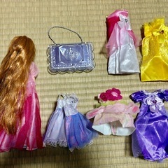 リカちゃん人形セットと衣装　リカちゃん　カレンちゃん　ミキちゃん　マキちゃんの画像