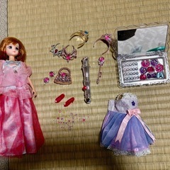 リカちゃん人形セットと衣装　リカちゃん　カレンちゃん　ミキちゃん　マキちゃんの画像