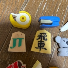 色んな消しゴムセットの画像