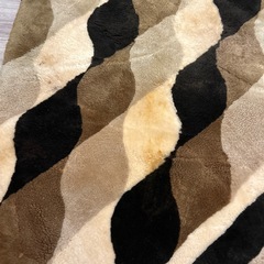 中古❗️西川オーストリアムートンローズファー敷パットの画像