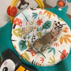 フィッシャープライス  ゆかいなレインボーフォレストジャンパルー 2023  の画像