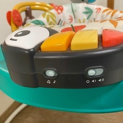 フィッシャープライス  ゆかいなレインボーフォレストジャンパルー 2023  の画像