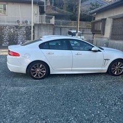 ジャガーXFの画像