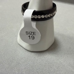 19号 指輪 リング ブラック ストーン アクセサリーの画像