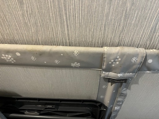 【日本育児】ベビーフェンスおくだけ！工具不要！