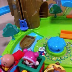 【お取引予定】アンパンマン　しかけいっぱい！アンパンマンわくわくタウンの画像