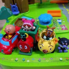 【お取引予定】アンパンマン　しかけいっぱい！アンパンマンわくわくタウンの画像