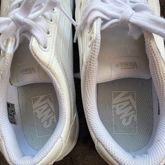VANS ホワイト スニーカーの画像