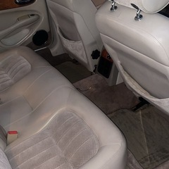 ジャガーXJ 4Dの画像