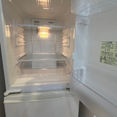 シャープ 冷蔵庫　2011年製の画像